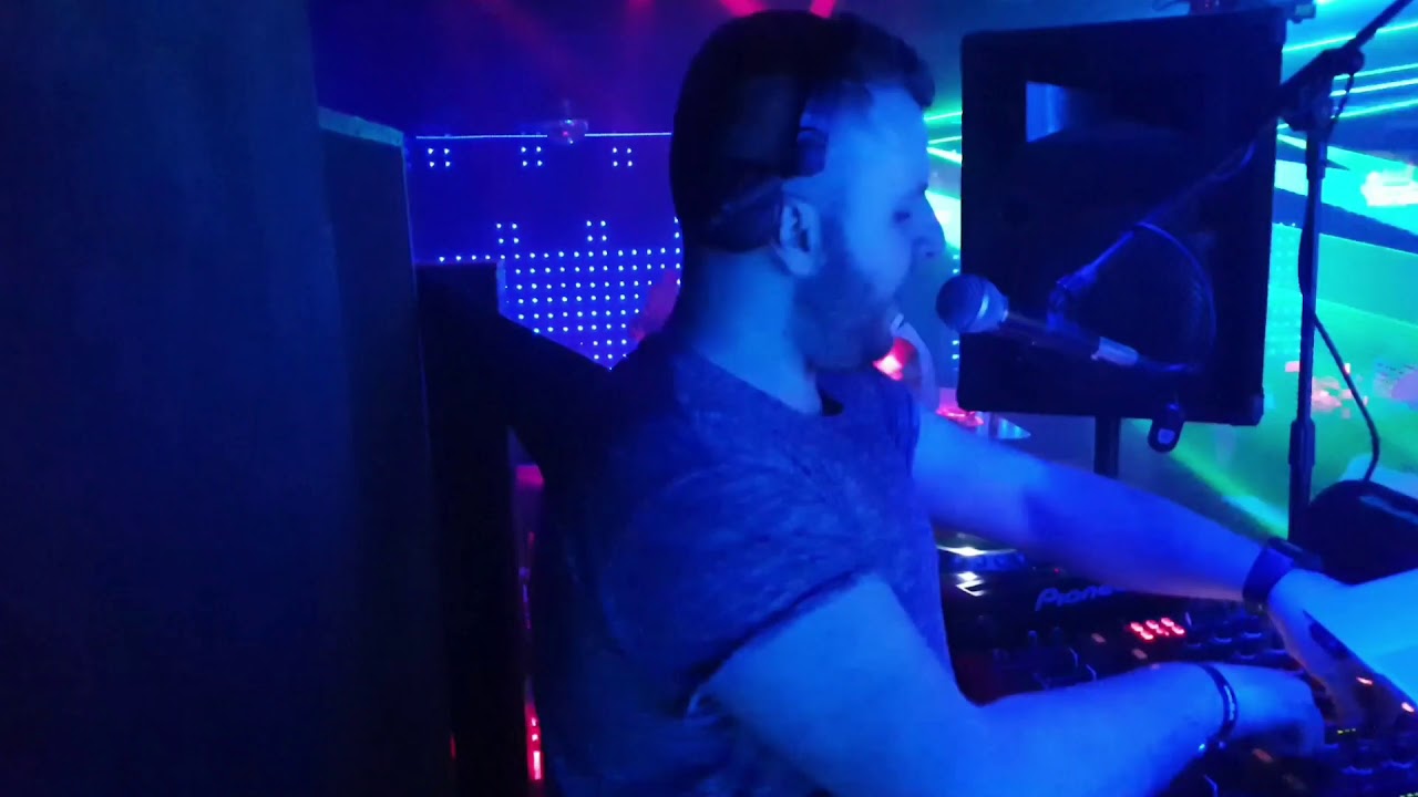 Sobota v Dance clube LG - Modra/Harm&oacute;nia
