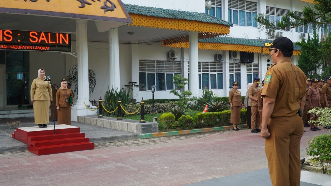 Wakil Bupati Langkat Tiorita Br Surbakti Pimpin Apel Perdana, Wujudkan Visi Misi Bupati 2025-2030