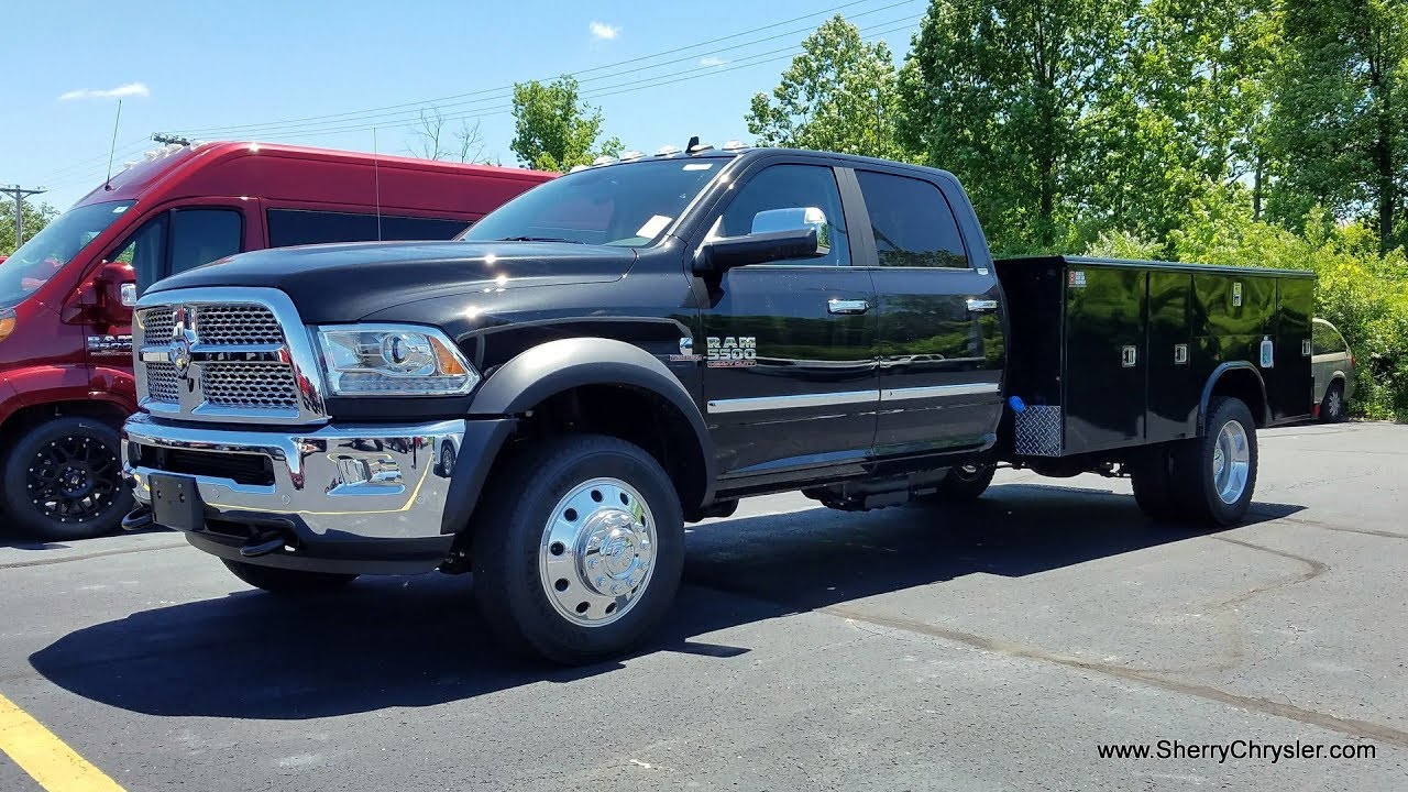 2018 Ram 5500 Laramie CUMMINS 6-Speed Manual - Commercial Reading Service Body For Sale | 28296T