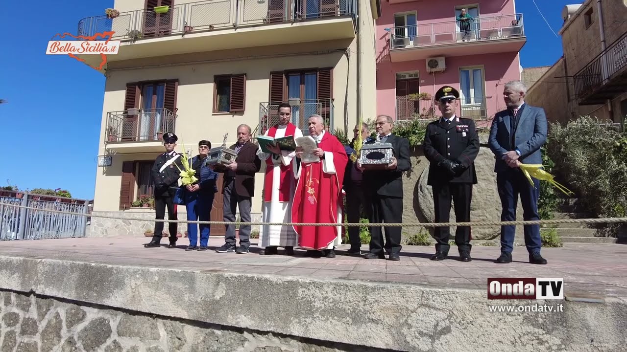 Sant'Antonio da Padova e San Calogero in processione a San Salvatore di Fitalia