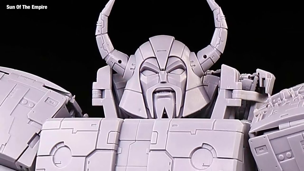 01 Studio Cell? Core Star? Custom prototype? Not Headless! Unico ? Test sample Q. R 137