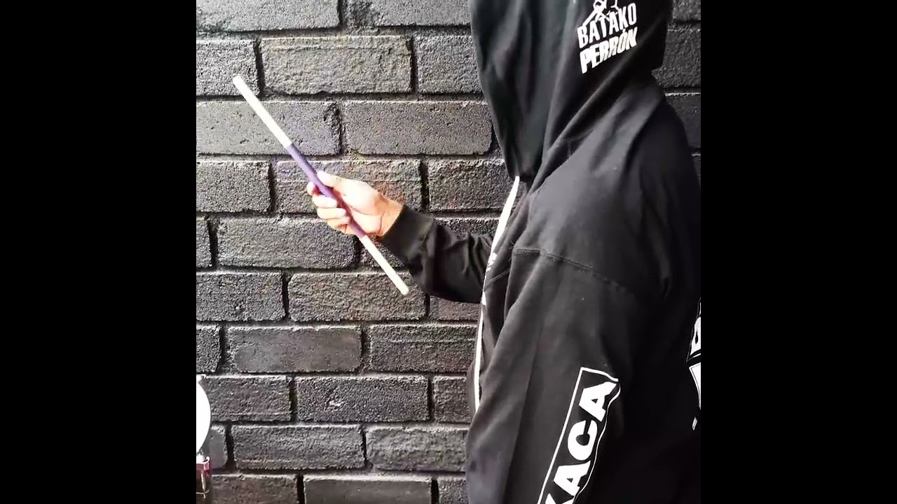 10 formas de girar las baquetas Sticks tricks lessons