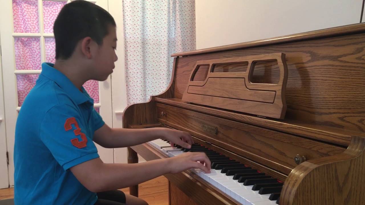Bach prelude in E major .by Ryan Yao