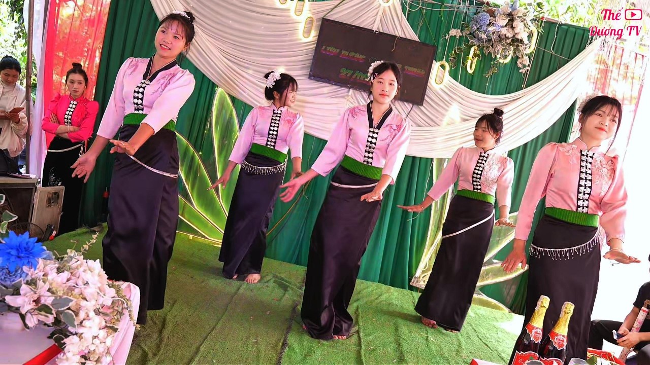 LES'T TAKL A BOUS A MAN LVQ LIÊN HƯƠNG_THANH THUẬN BẢN ĐỨA XÃ MƯỜNG LẦM NGÀY 27.2.2026