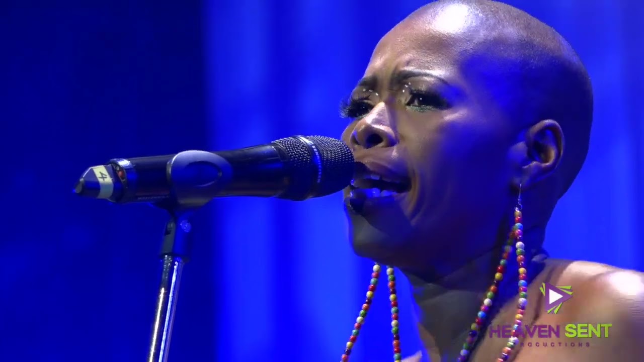 Here And Now - Vaughnette Bigford
