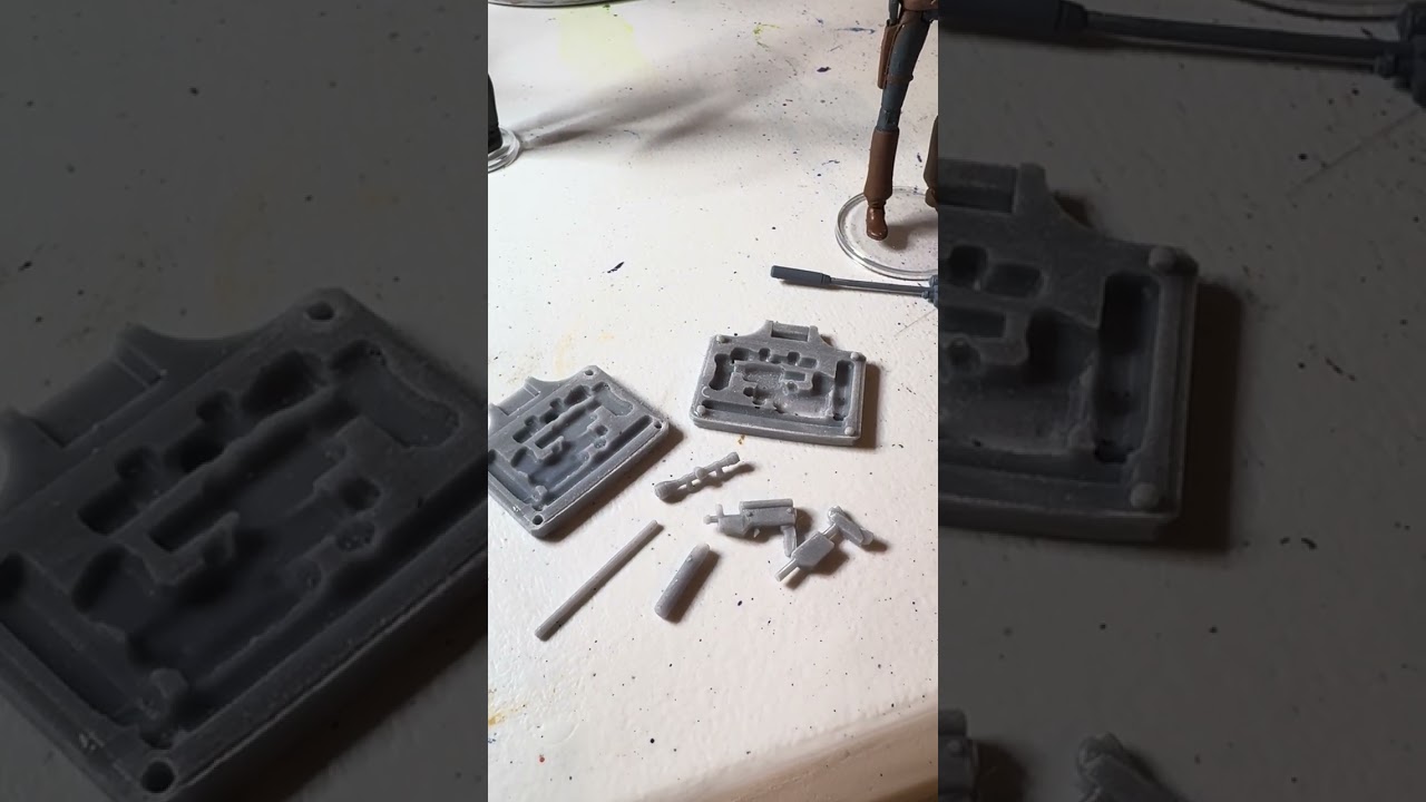 Custom 3d printed Assassin Rifle and Case for 3.75 action figures 