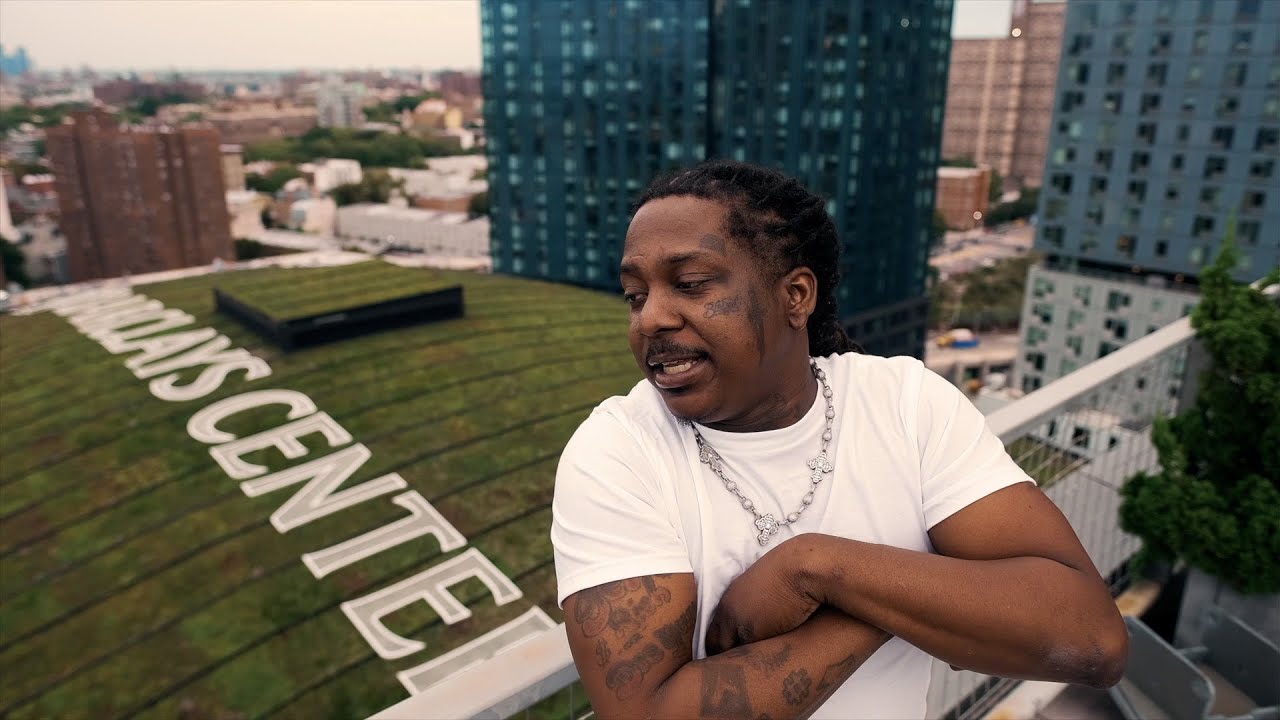 ManMan Savage - End zone (Official Music Video) || Dir. By @upgoodent