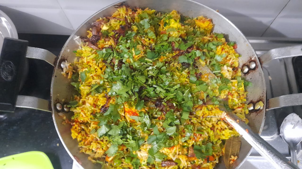 पनीर बिरयानी बनाने का सबसे आसान तरीका और सबसे अमीर होटल जैसा टेस्ट #cooking 