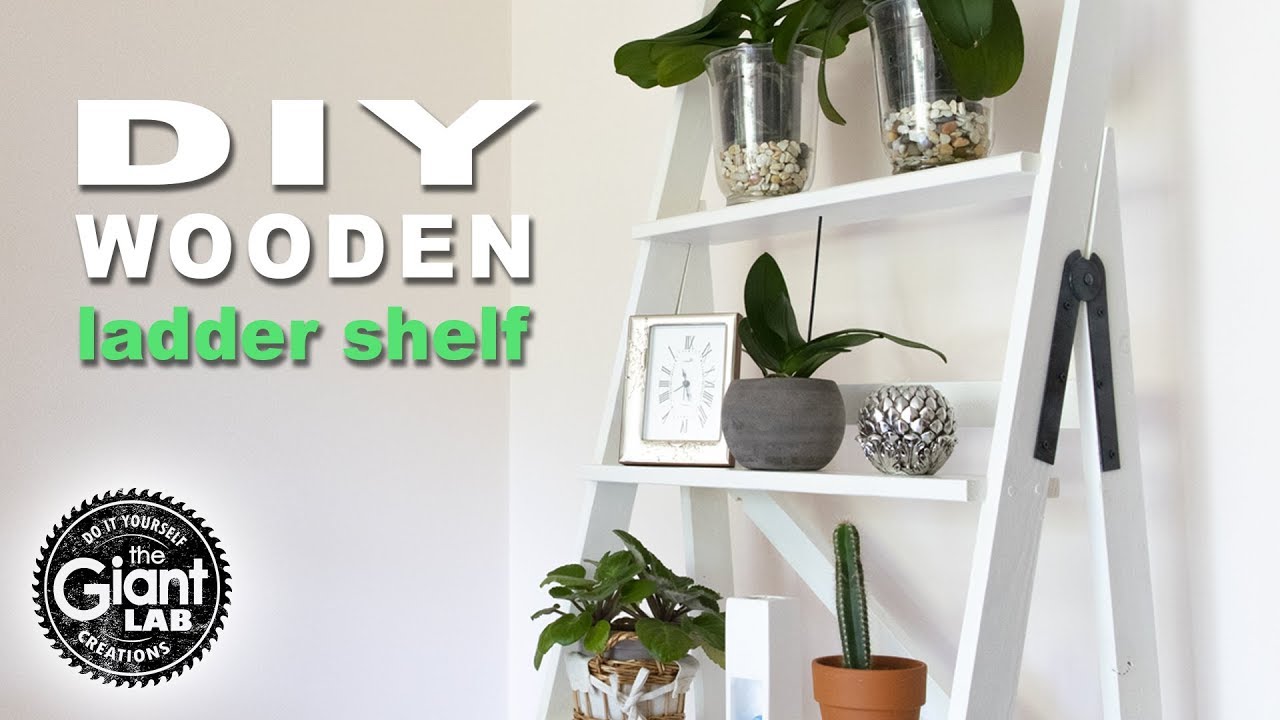 DIY Wooden Ladder Shelf // Scaffale a Scala FAI DA TE