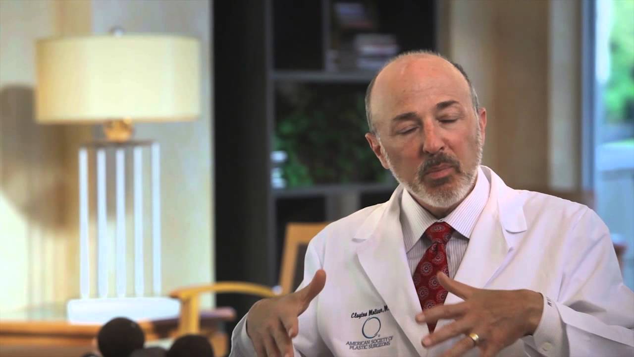 Breast Reduction - Houston Plastic Surgeon Dr. Clayton Moliver