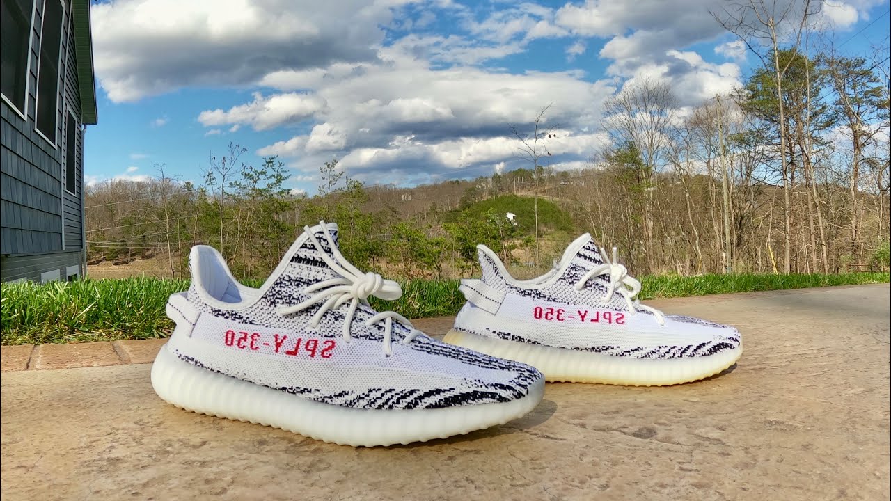 Yeezy 350 V2 - Zebra (2022) - Compared to 2017 Pair - Is There Any Difference? - Can You Tell?????