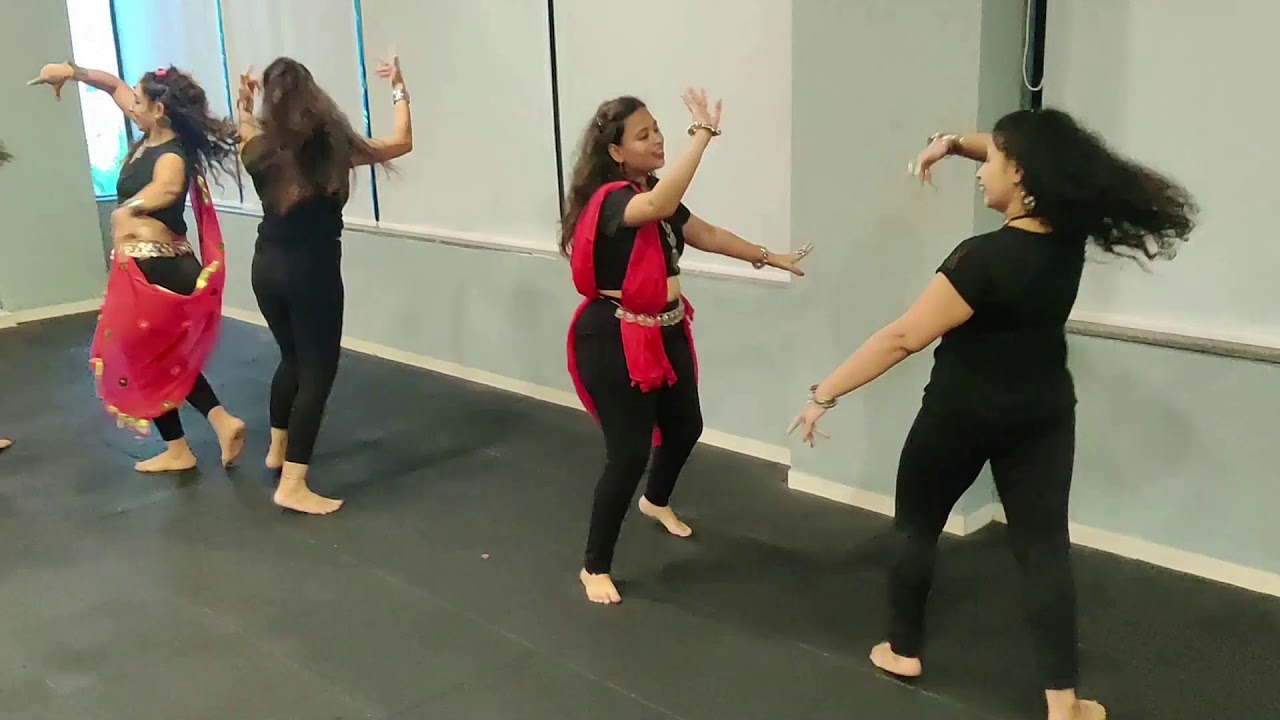 EK PATAN SHAHER NI NAR PADAMNI/EASY COUPLE DODHIYA/AISHWARYA MAJAMUDAR