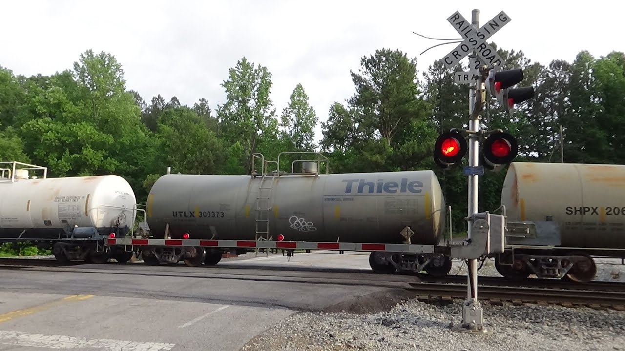 Brushy Mountain Road Railroad Crossing, Braswell, GA
