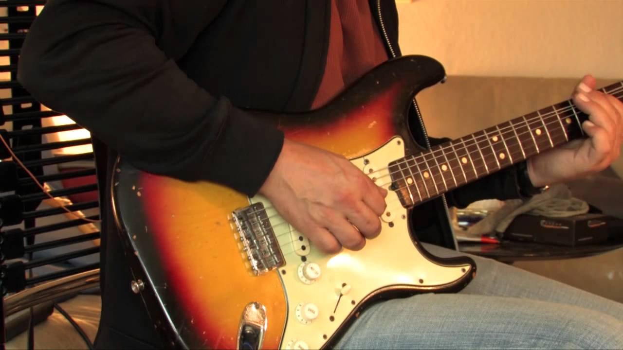 1965 Fender Stratocaster (original) Part3 (clean)