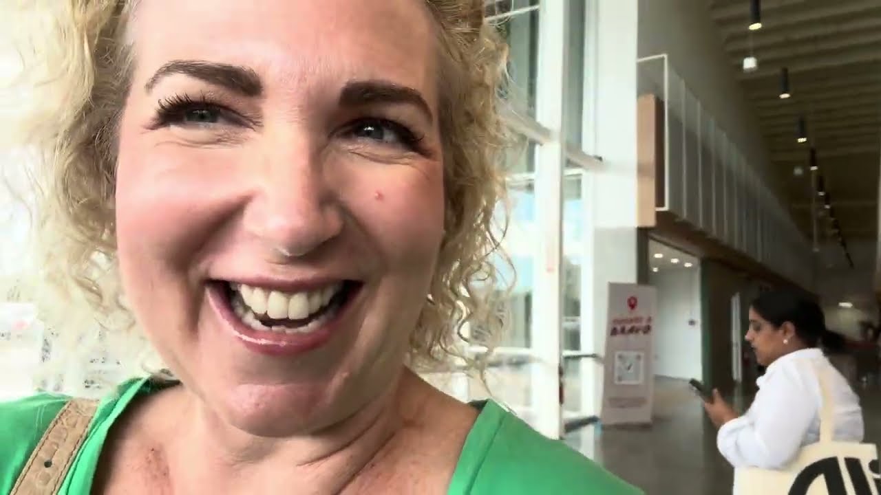 Why you’re being harassed / Touring brand new Supermercados Bravo in Punta Cana