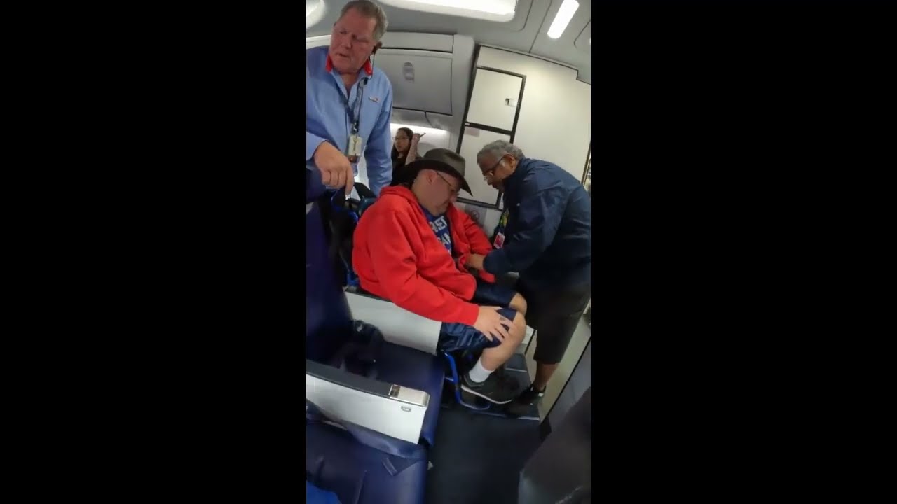 Exiting an airplane as a wheelchair user in Hobby, Texas