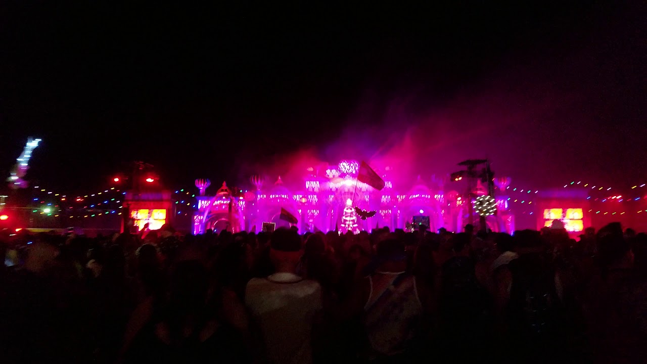 EDC 2018 Day 2 - Tiesto - Kinetic Field pt 2