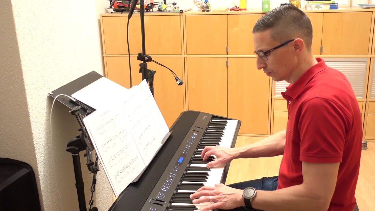 Variations - Daniel Hellbach (Piano)