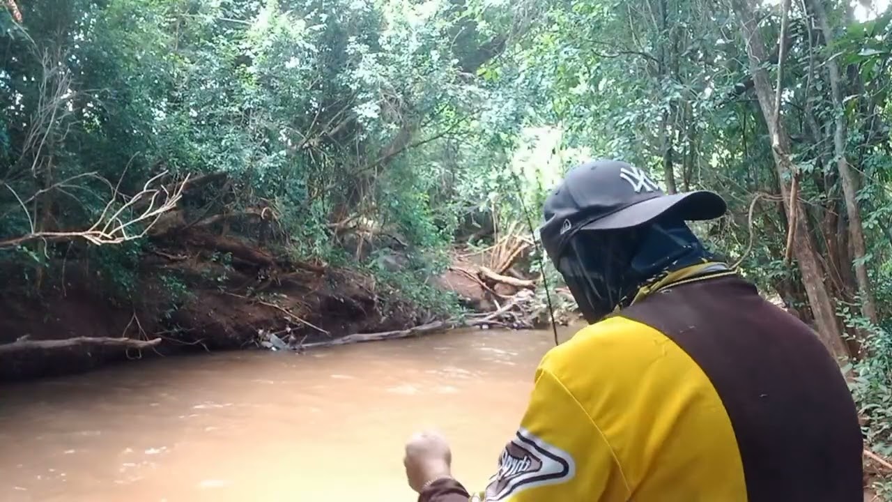 LIMPANDO TRIO ATE O RIO PEGANDO DOIS LAMBARI