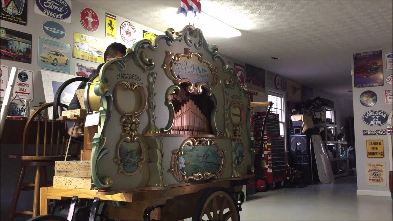 45-key Johnny Verbeeck street organ 