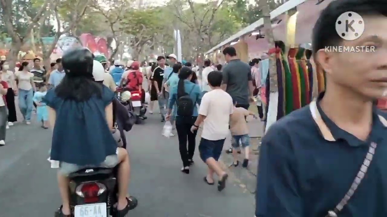 Tham quan quảng trường sa đéc 