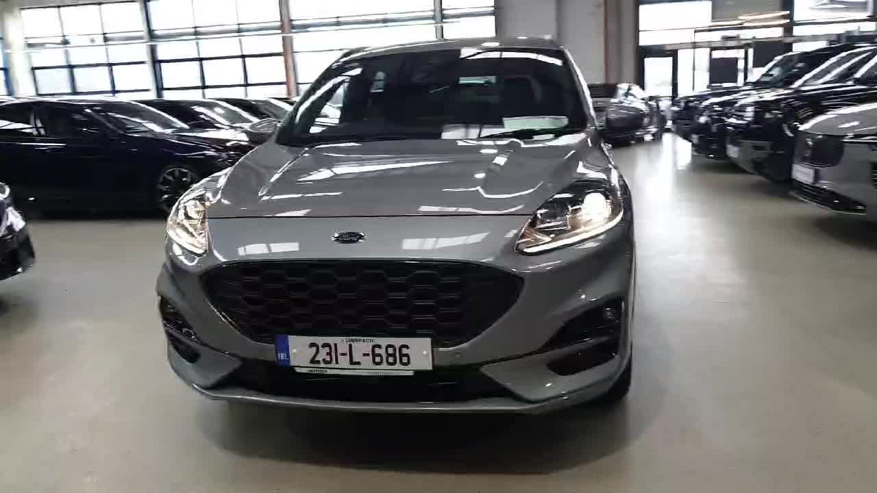 231L686 - 2023 Ford Kuga 2.5 Duratec 225PS PHEV ST-Line Auto RefId: 700527