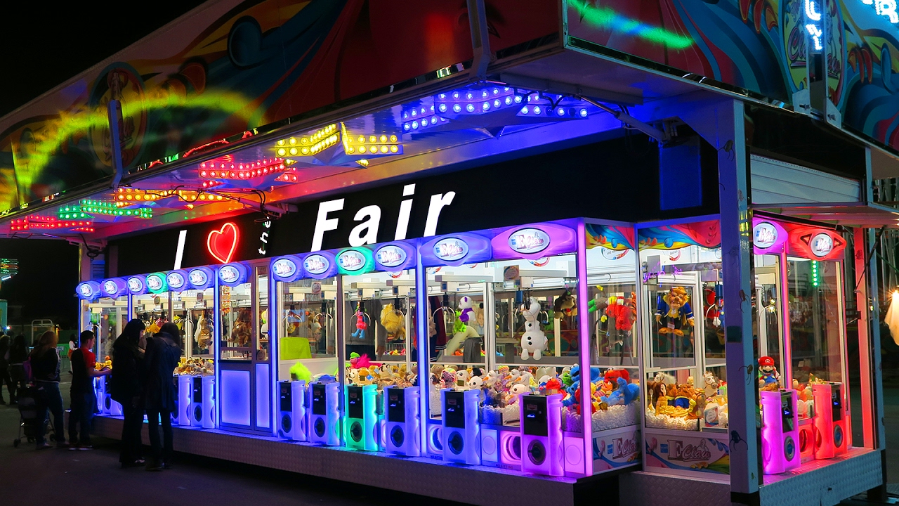 Trailer FULL of Claw Machines at the Florida State Fair!