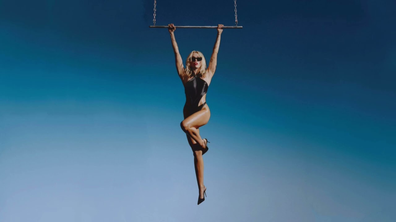 Miley Cyrus - Wildcard (Instrumental)