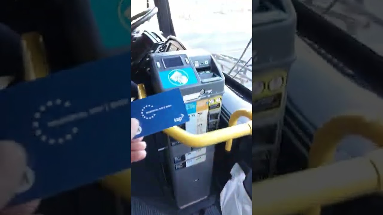 Bus in Los Angeles, payment by card.