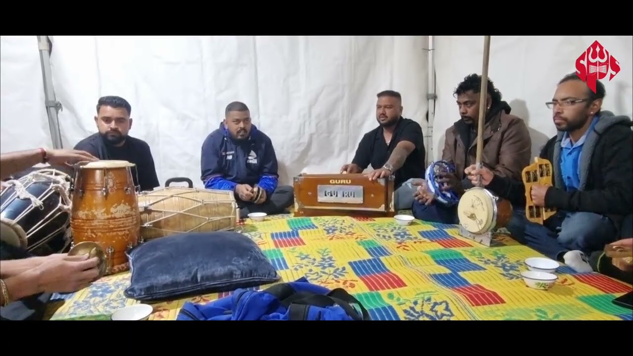 Fiji Bhajan By Sunny - Dholak Dheeraj