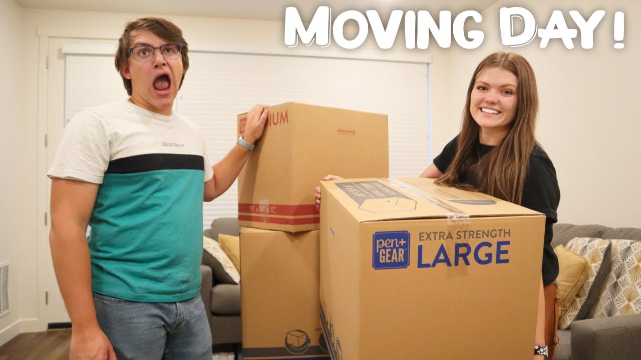 It's Moving Day!! Goodbye Old Apartment... :( | Moving Vlog