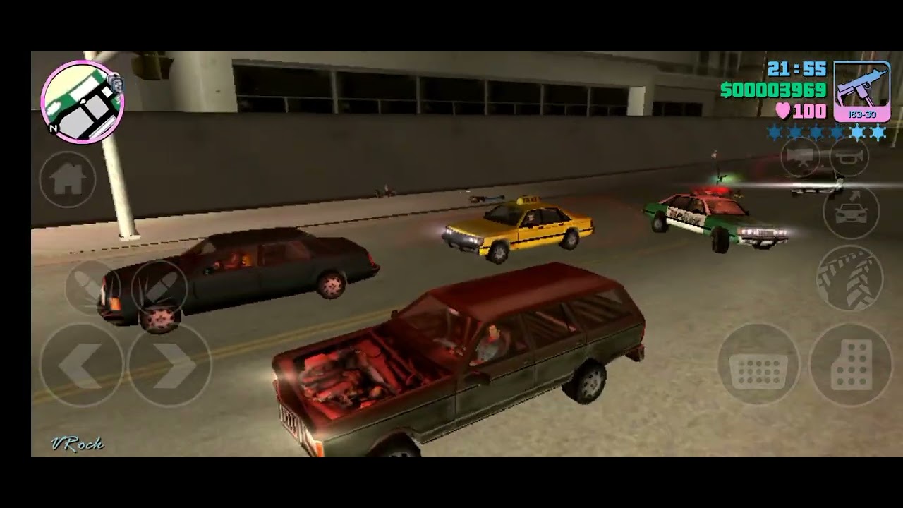 Dando fuga no  GTA vc  Tate fica 4 estrela 🌟🌟🌟🌟