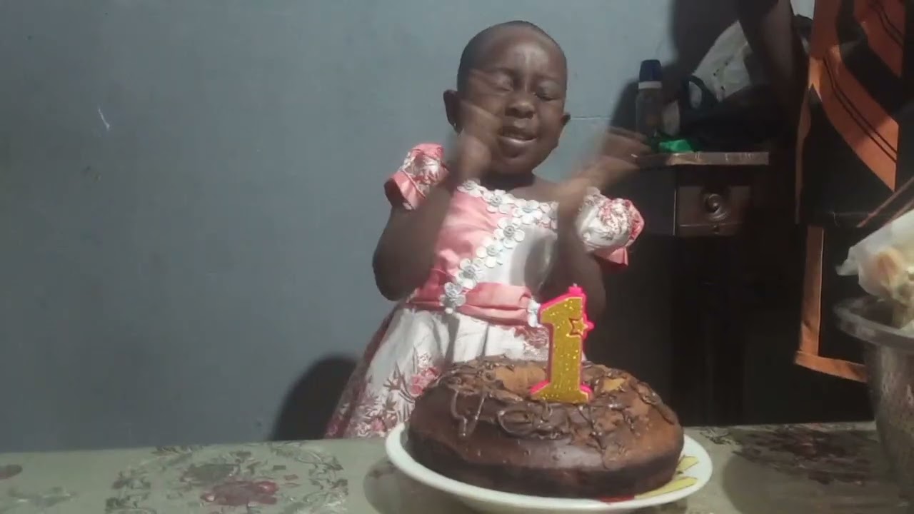 Ma fille a eu un an de plus le 19 février 2026 c'était la coupure de son gâteau samedi 28 février