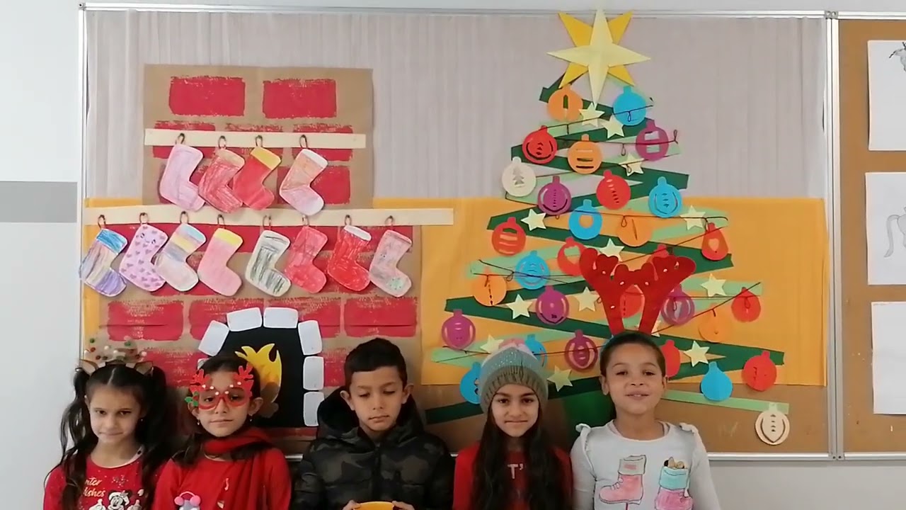 Božićna priredba OŠ dr  Ivana Novaka Macinec 2021.