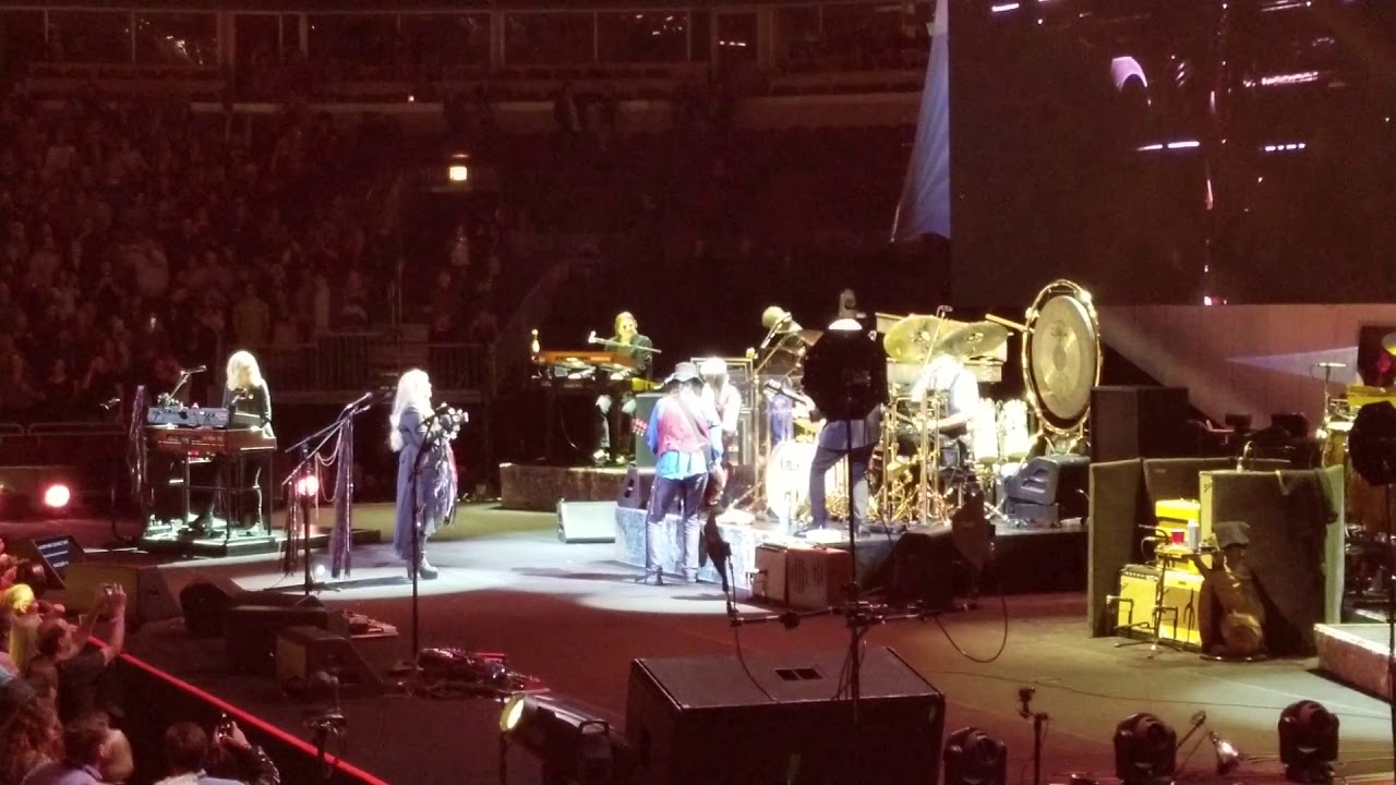 Fleetwood Mac - Go Your Own Way (Mike Campbell guitar solo and outro)