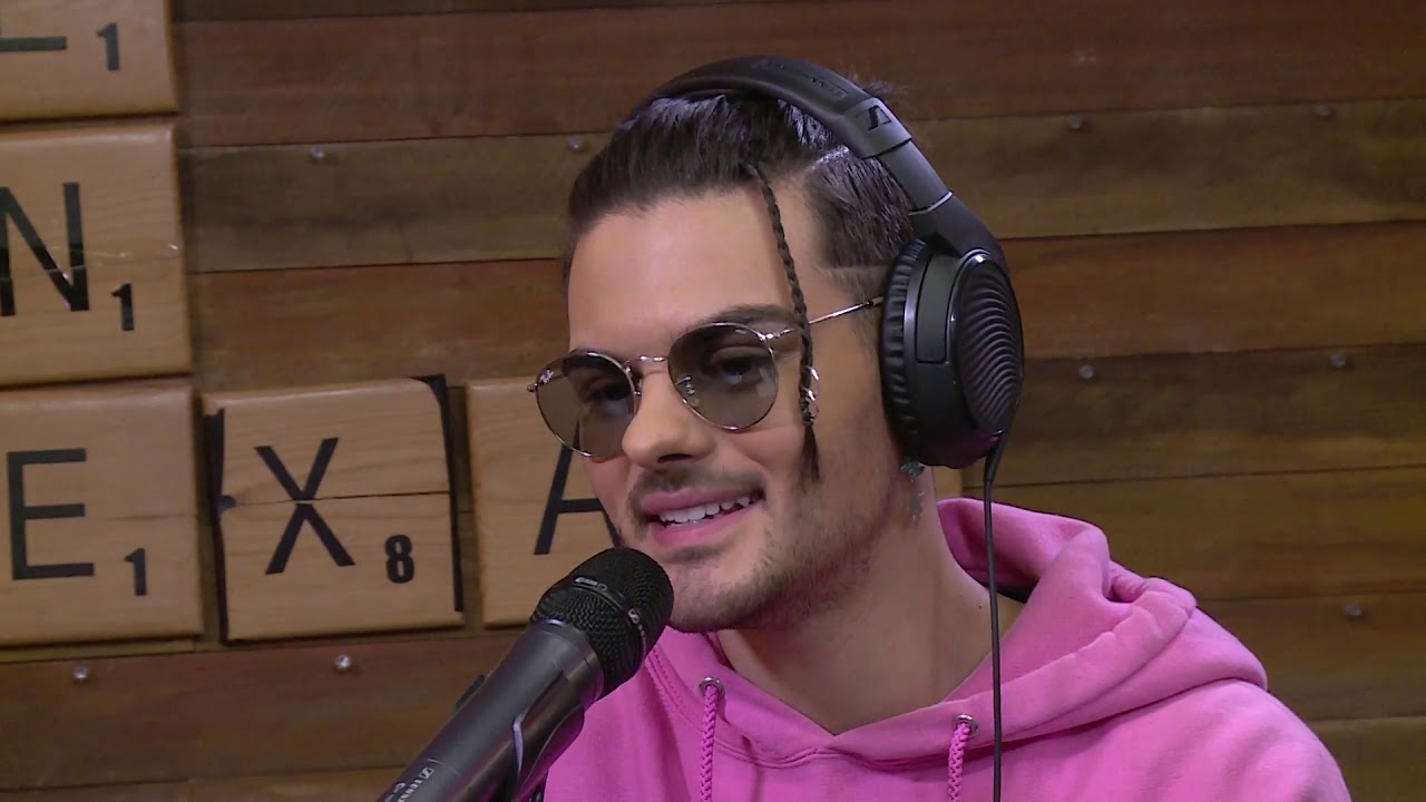 Abraham Mateo - Entrevista + ¿Qué ha pasado? + Loco enamorado (EN VIVO)