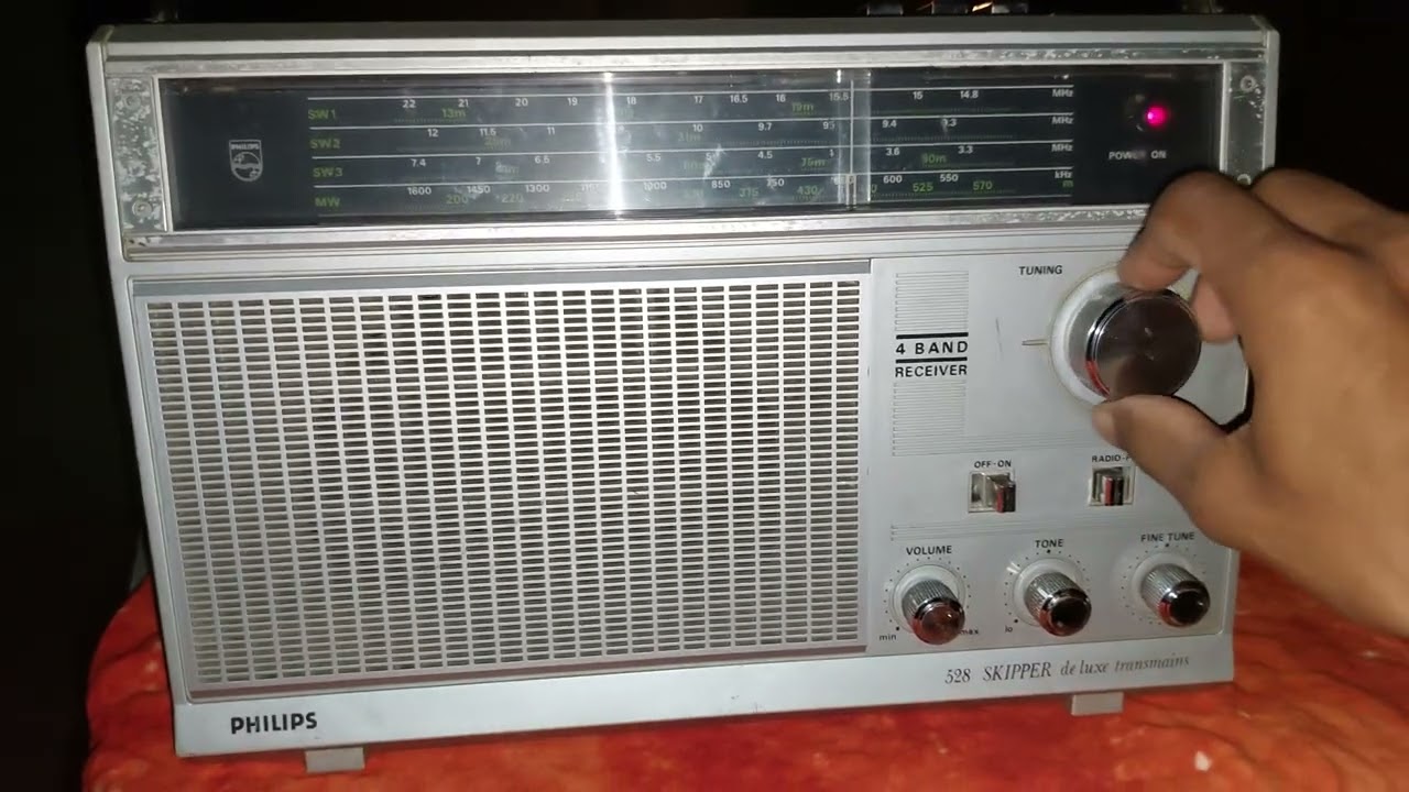 Philips### radio Skipper 528 deluxe (9828622958)sold out this model