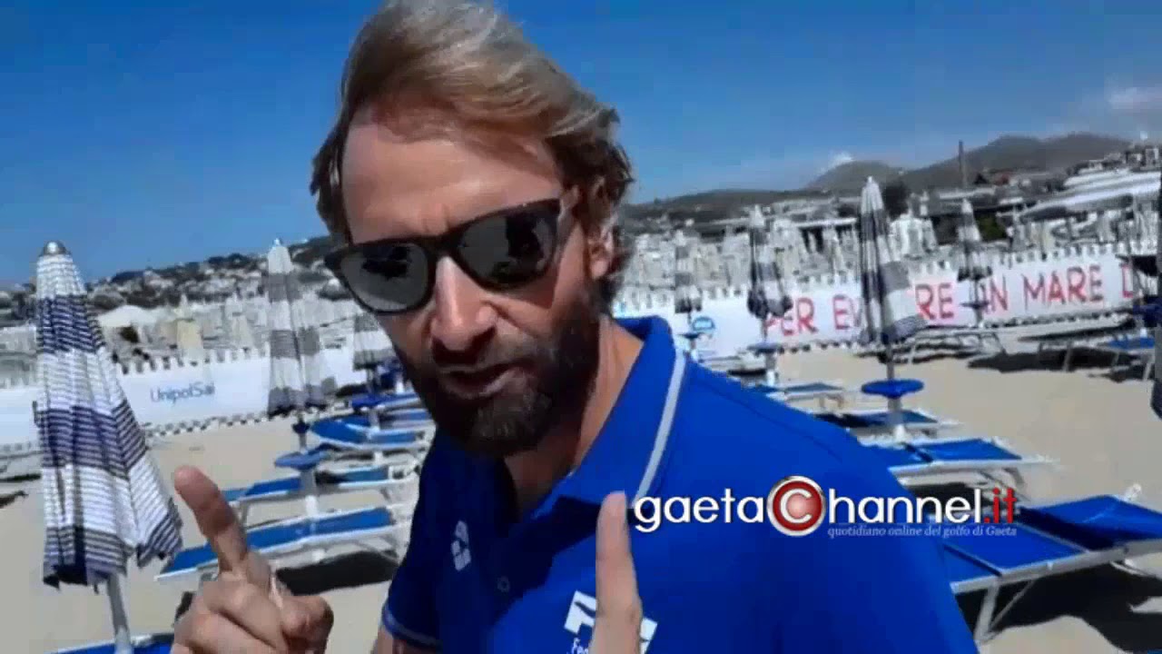 Massimiliano Rosolino a Gaeta!!! Il campione di nuoto sulla spiaggia di Serapo