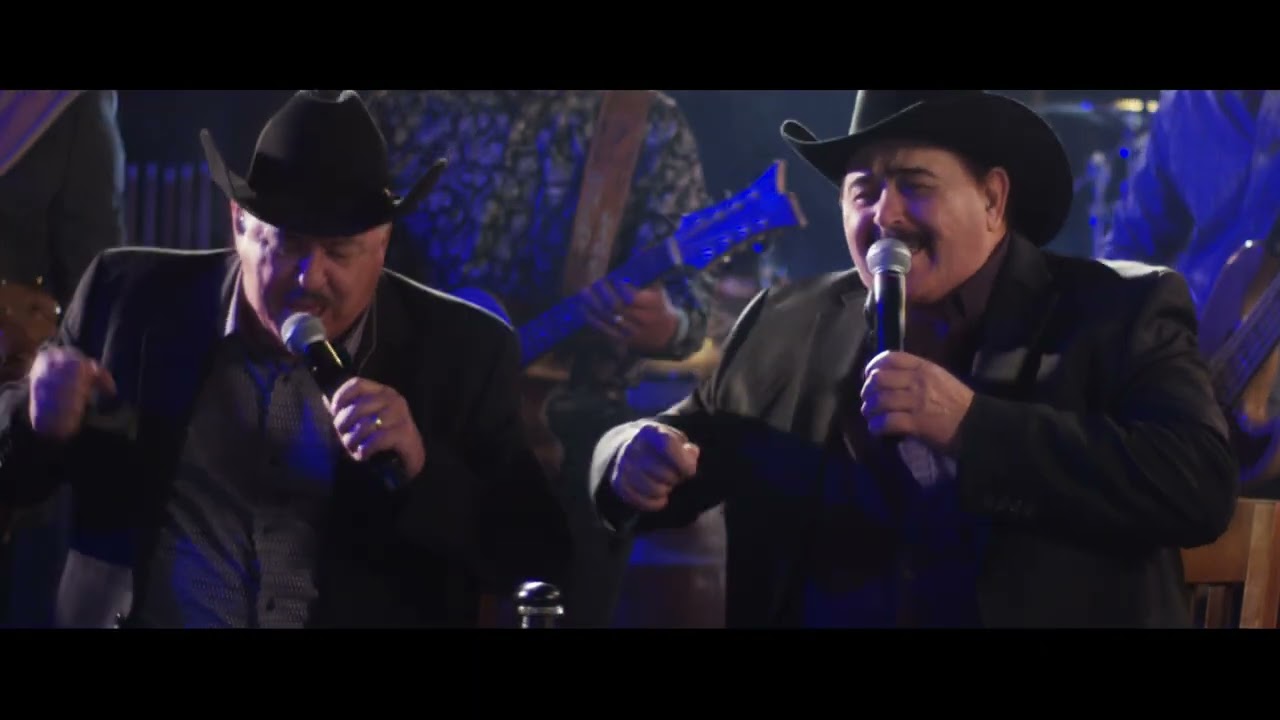 Los Huracanes Del Norte -El Potrillo Herido [Corridos Perros Vol.2]