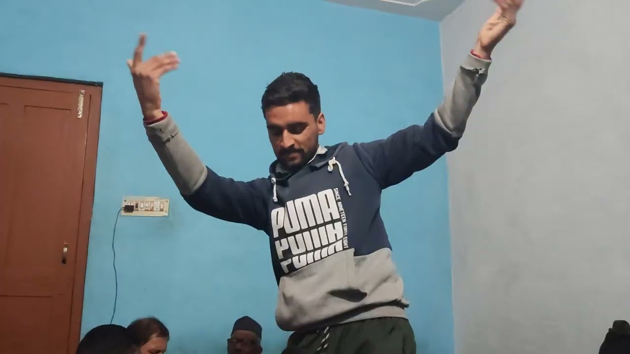 माग  त्यौहार में खूबसूरत मुजरा नाटी 🤩 #pahadiculture #mujra #youtubevideo #himachali 