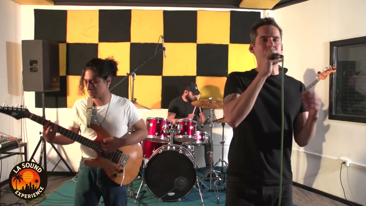 LA Sound Experience – Can’t Stop (live performance)