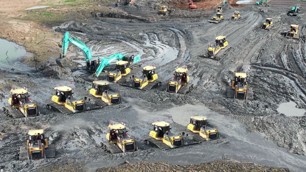 Awesome Action Bulldozer strength large muddy area clearing challenge Mud removal process