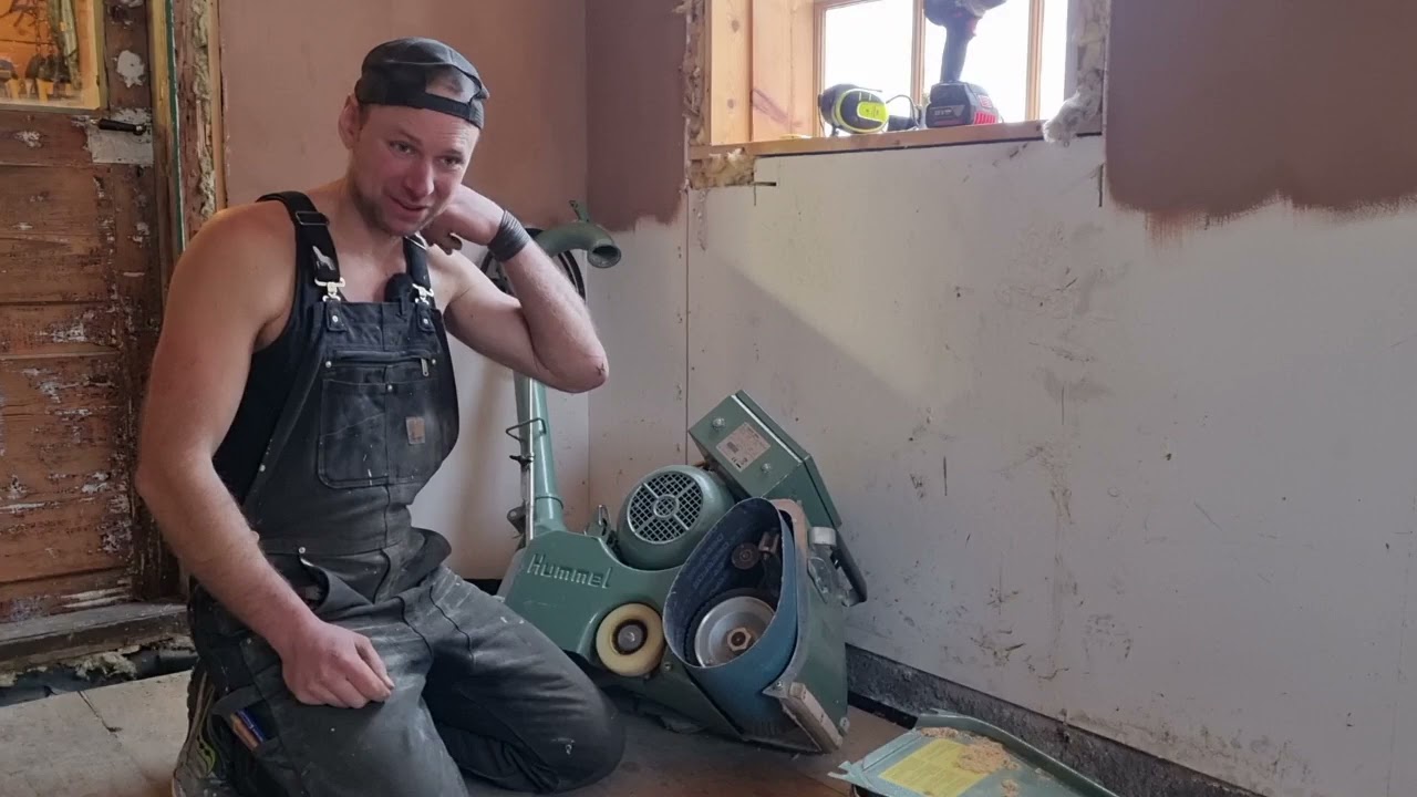 Många sockelbitar