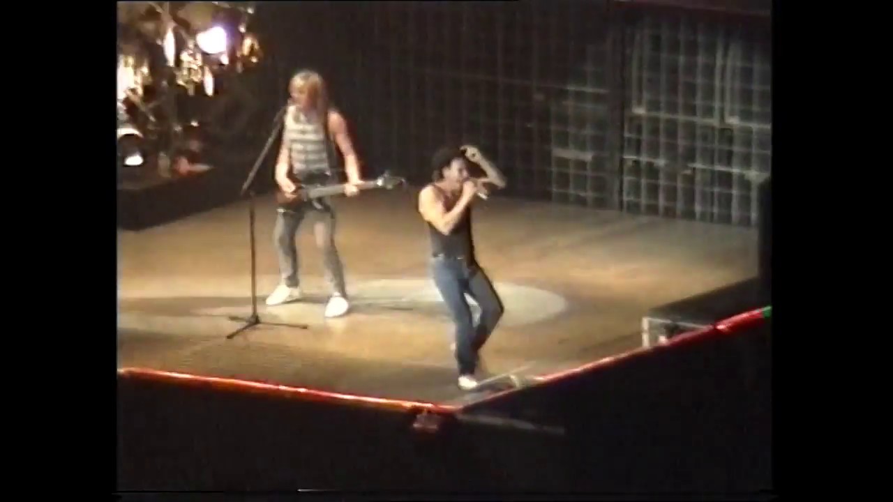 AC/DC Live Paris, France 1991 [VIDEO CONCERT] 3 DVD MASTER 1/3