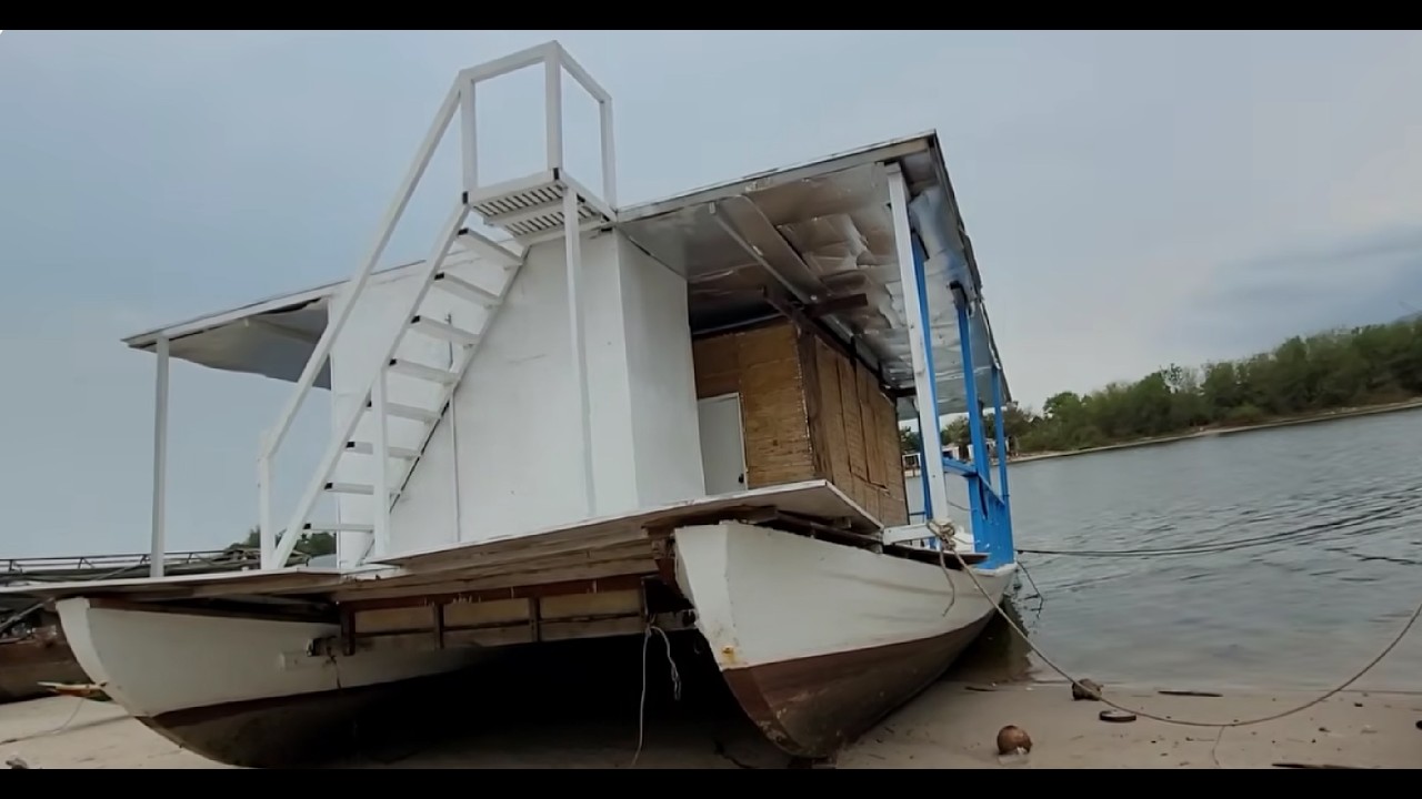 Searching for a yacht service in Cambodia