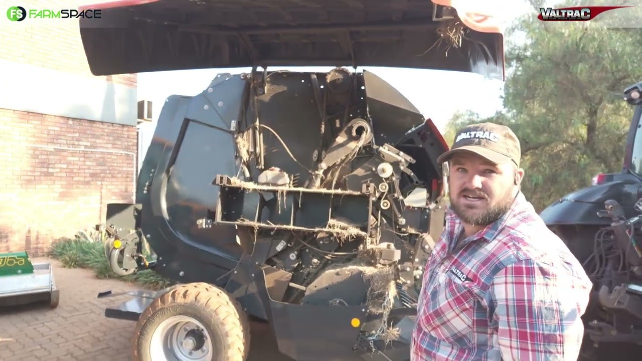 Hoekom moet jy na die Kuhn VB 3160 baler kyk? Devin vertel meer by Baler Challenge 2026.