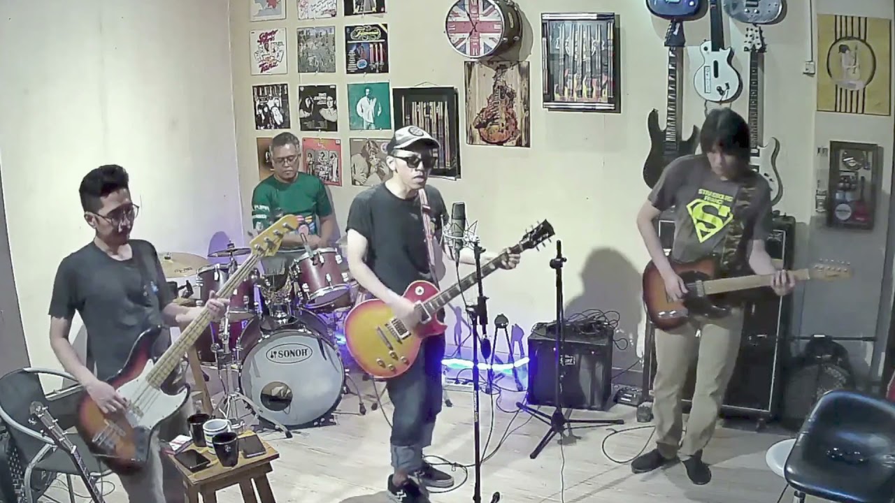 The More You Ignore Me (Morrissey Cover ) Nocturnal Saturday Night Jamming