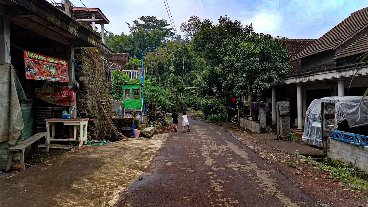 Jalan Jalan pagi menuju desa Kuso Dau kabupaten Malang 