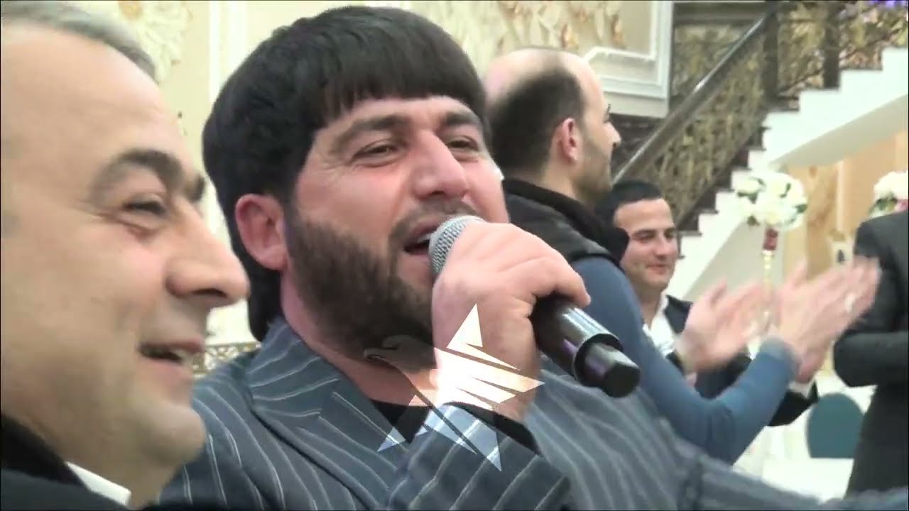 baliqlarin sahi oxuyan Resad Agayev / gitara Asif Agcabedili