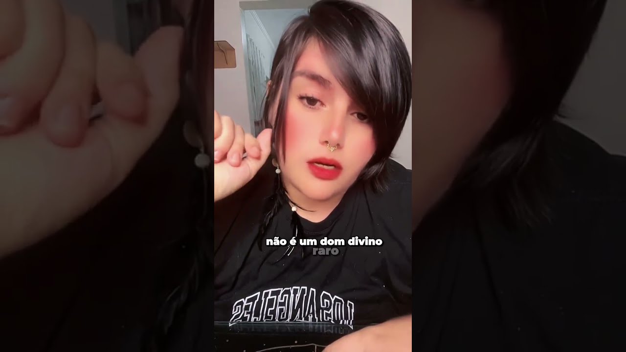 MEDIUNIDADE X MÉDIUM 